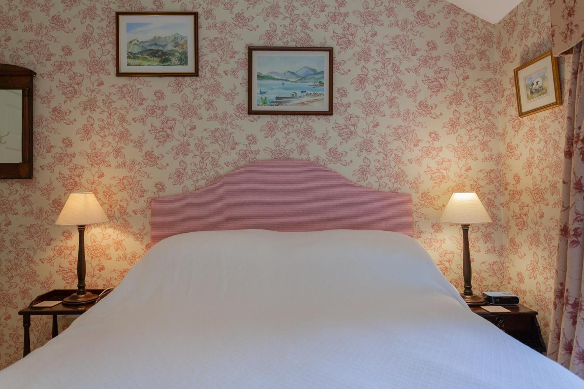 Carncairn Villa Broughshane Room photo